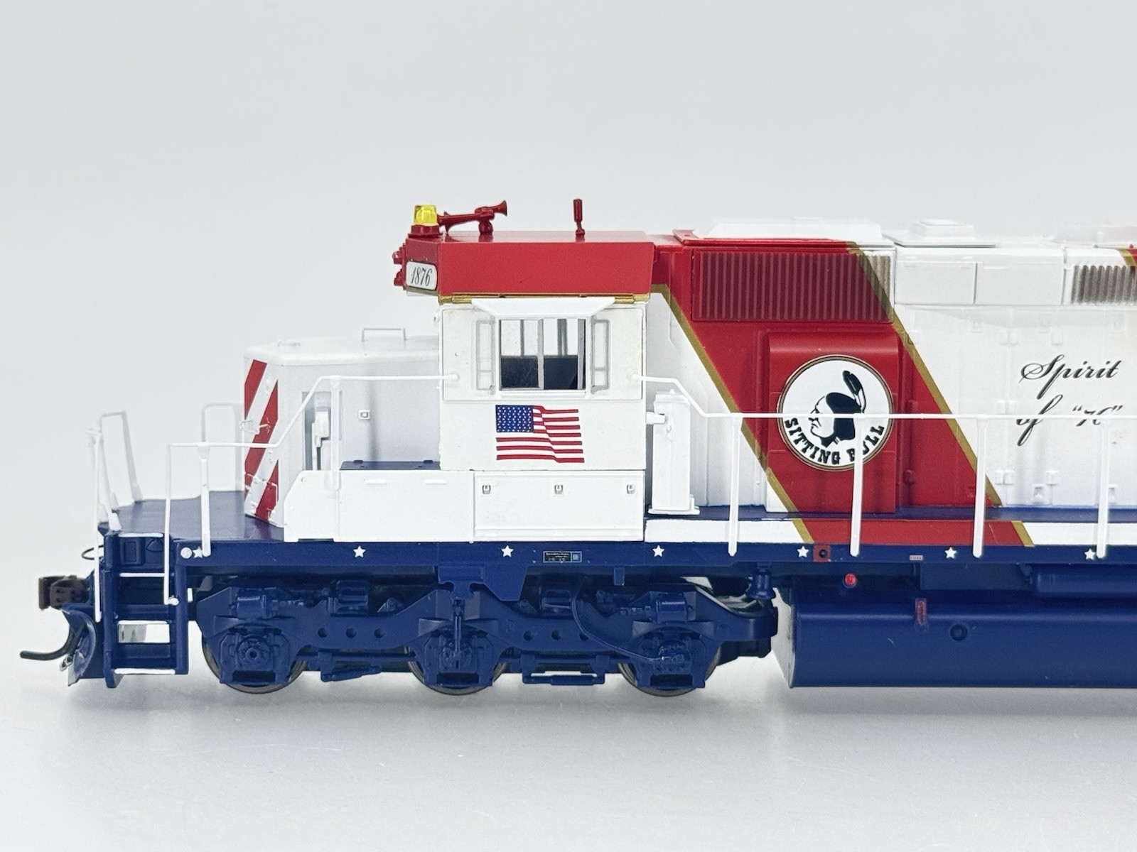 HO Athearn 95198 Burlington Northern Bicentennial SD40-2 Locomotive BN #1876