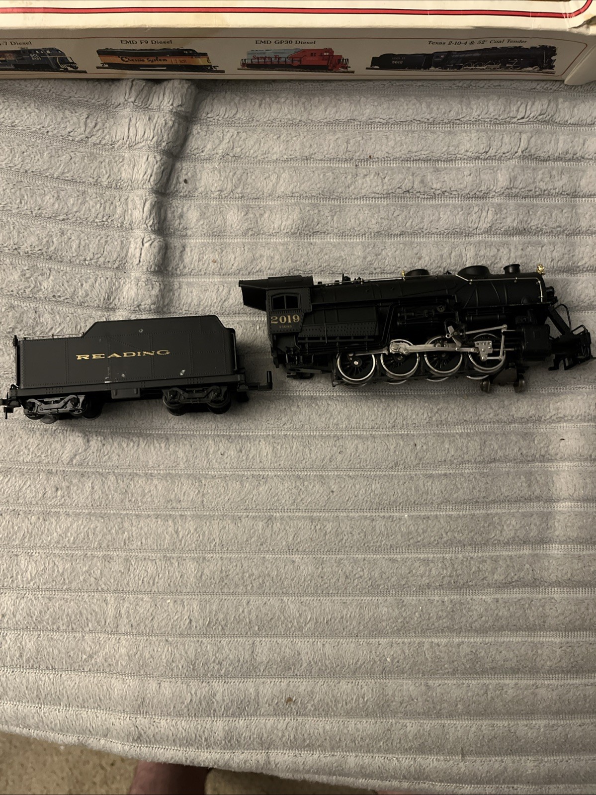 HO Bachmann 0650 Reading 2-8-0 Steam Locomotive & Tender #2019 Consolidation