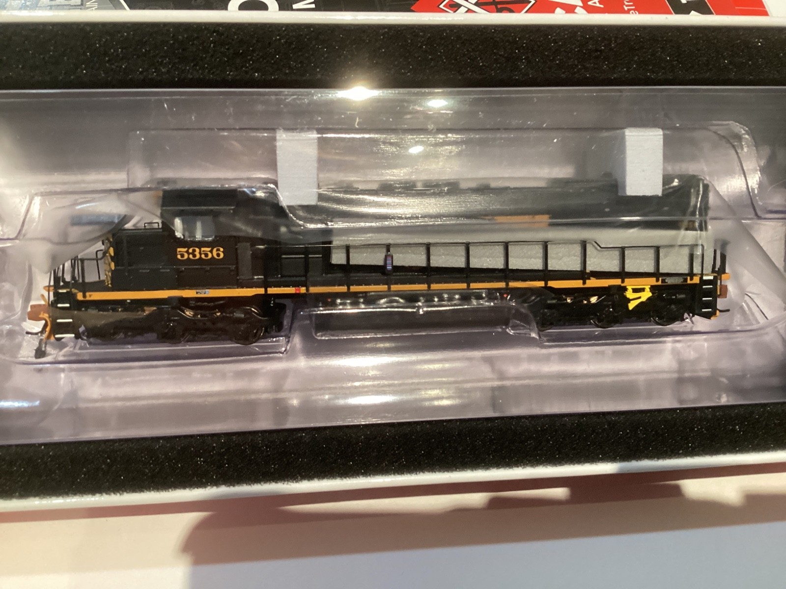 ScaleTrains N EMD SD40T-2 Rio Grande D&RGW #5356 DCC/Sound SXT39593 NEW