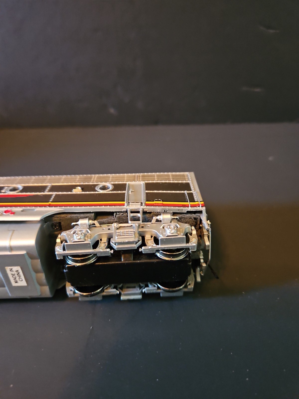 Broadway Limited AT&SF War Bonnet – EMD F7 B AT&SF #37A Parts only