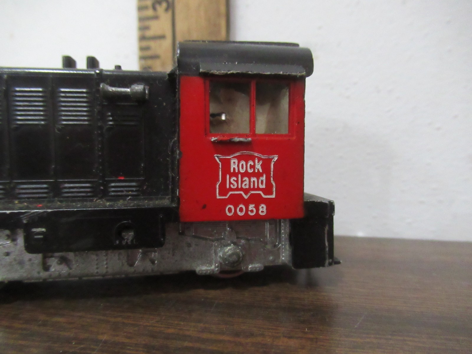 Vintage Lionel locomotive Husky Switcher Rock Island 0058 TESTED WORKS HO