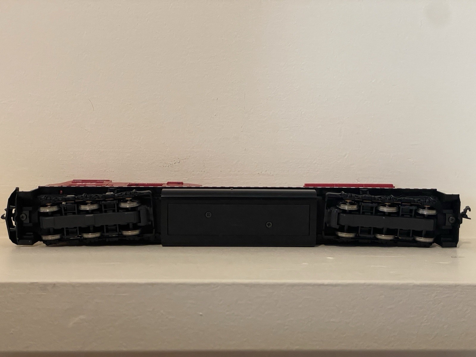 HO Scale Model Trains Kato 37-6352 SD90/43MAC Canadian Pacific 9122 – DCC/Sound