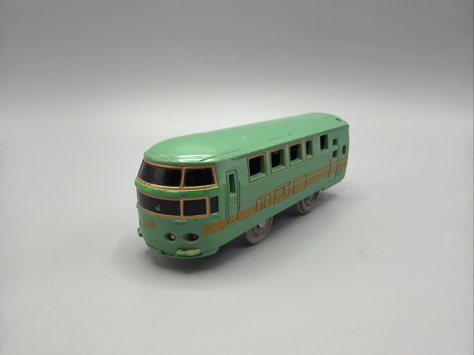 Takara Tomy Plarail Electic Train S-21 Series Kyushu Yutuinnomon motorisiertes