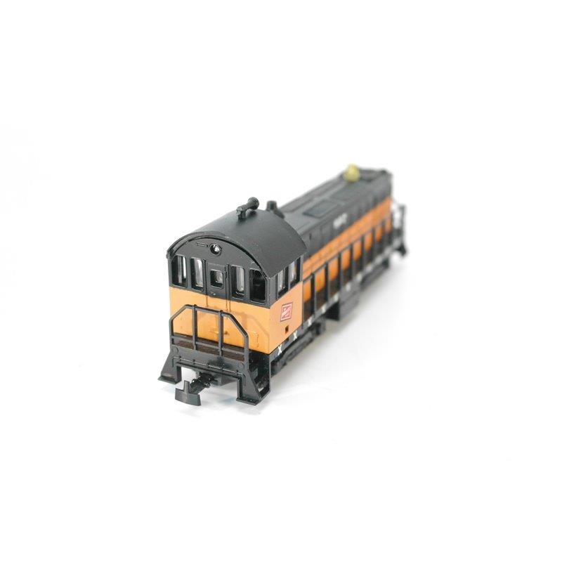 AHM Alco Century 424 Diesel Locomotive “Milwaukee Road” Orange 807.HO Gauge USED