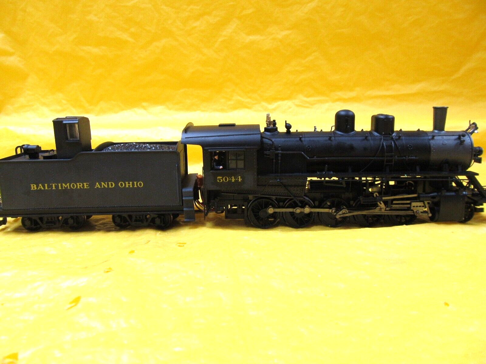 Bachmann Spectrum HO 81701 2-10-0 Decapod Lettered for B&O New