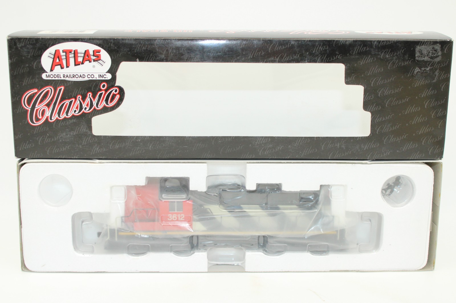 Atlas Classic HO Duluth Winnipeg Pacific Alco RS11 Diesel Locomotive #3612 NOS