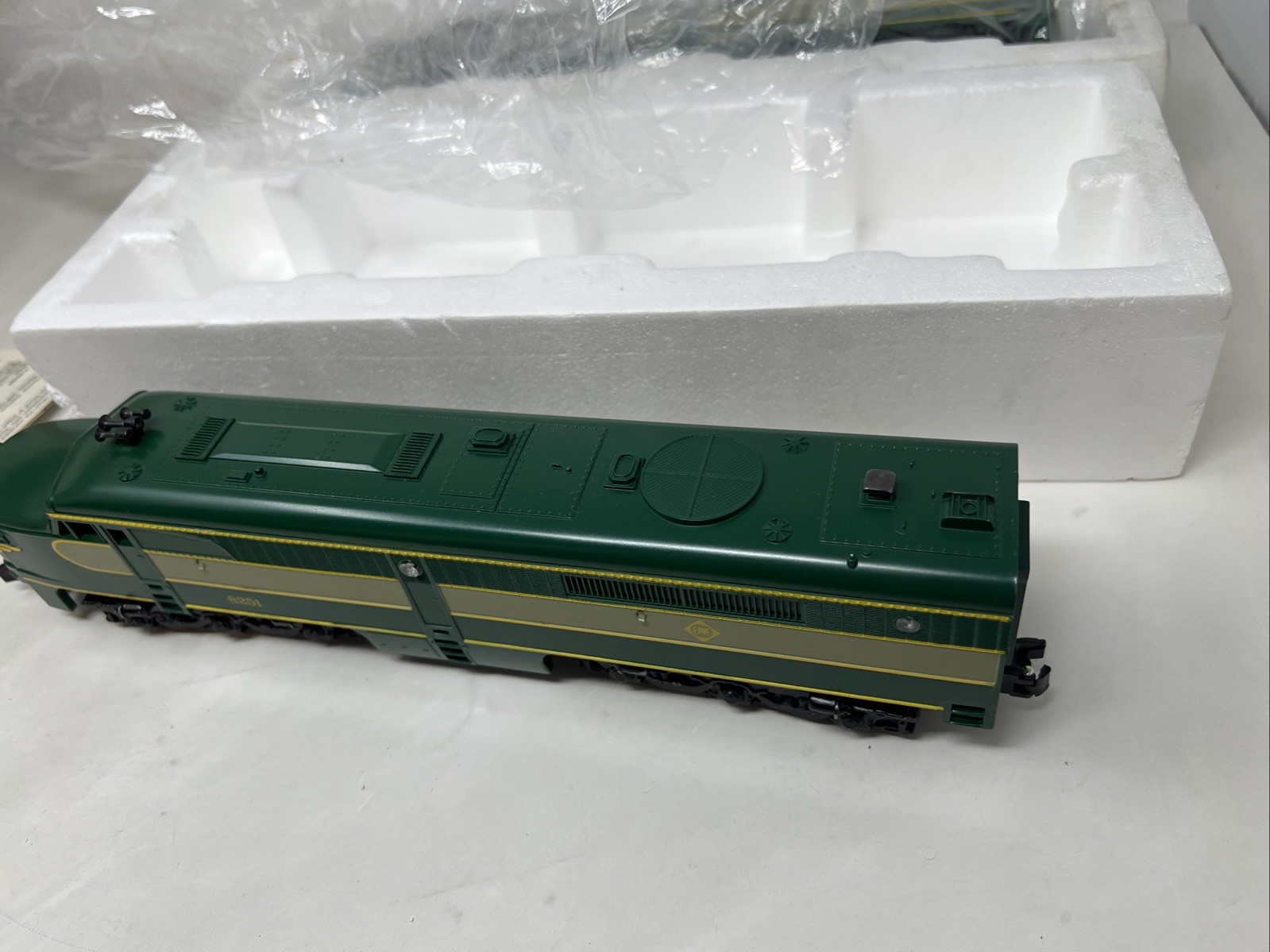American Flyer Erie Alco A Diesel Power & Dummy Units Set S Gauge 4-8251 EX/BOX