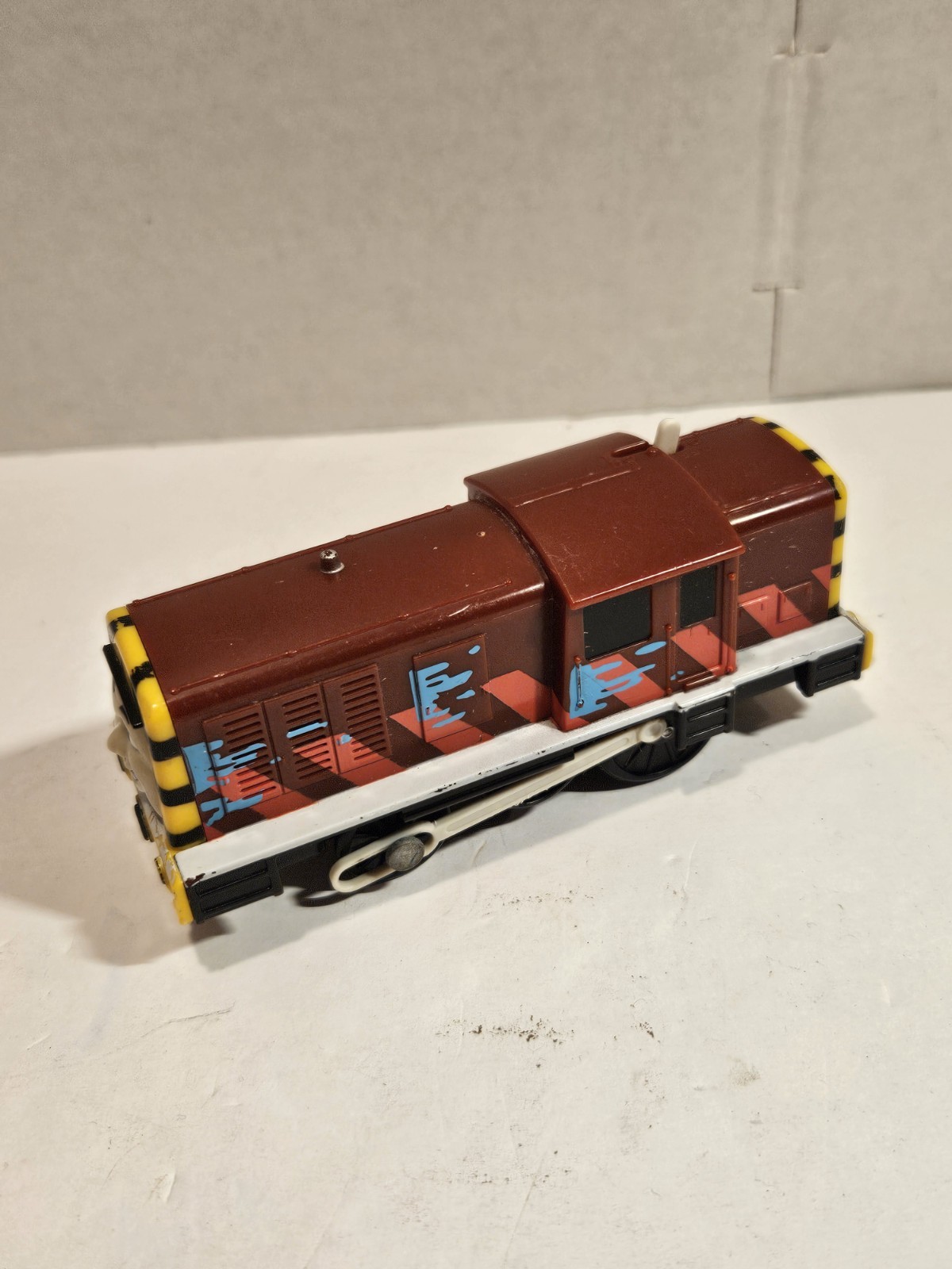 Thomas & Friends Salty Motorized TrackMaster Engine Train 2991 Mattel 2009