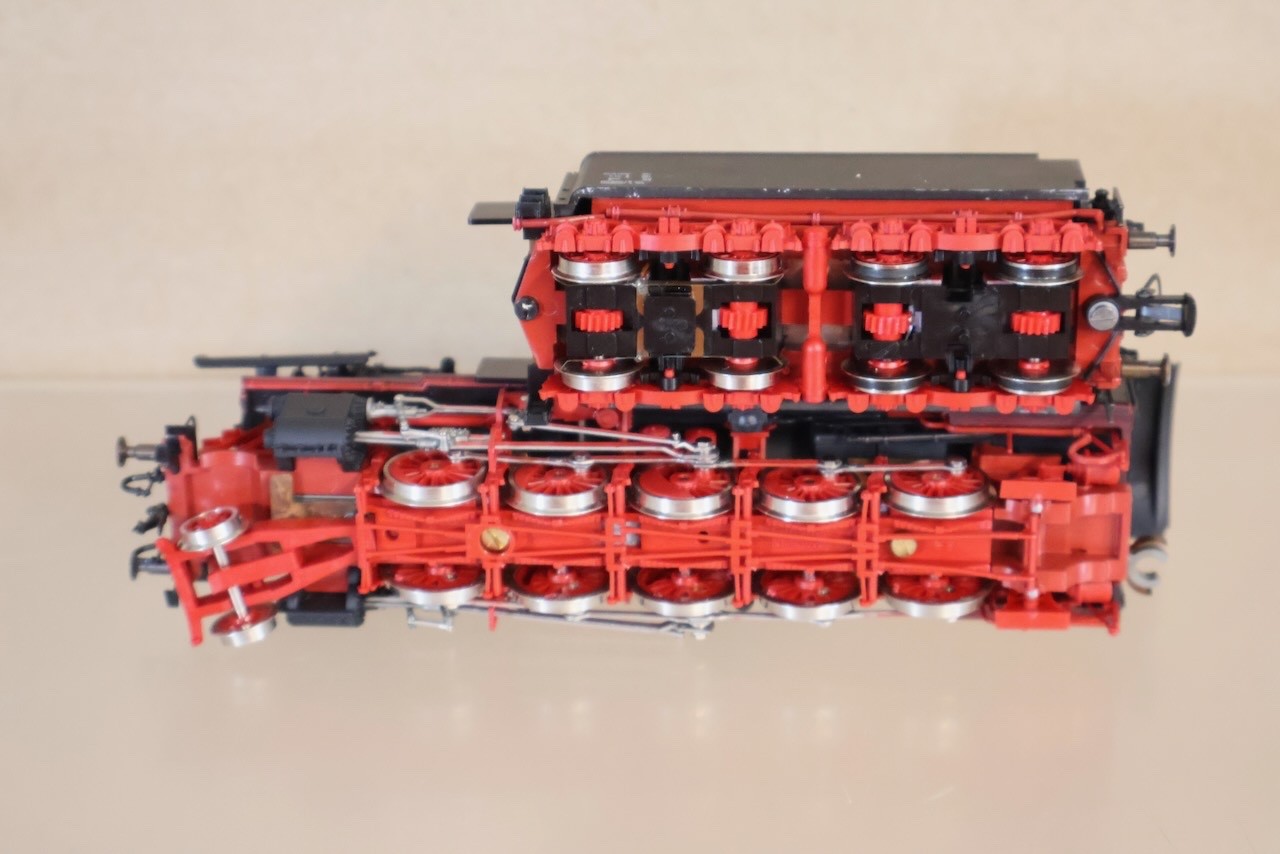 ROCO 04126A DB 2-10-0 CLASS BR 43 LOCOMOTIVE MINT BOXED on