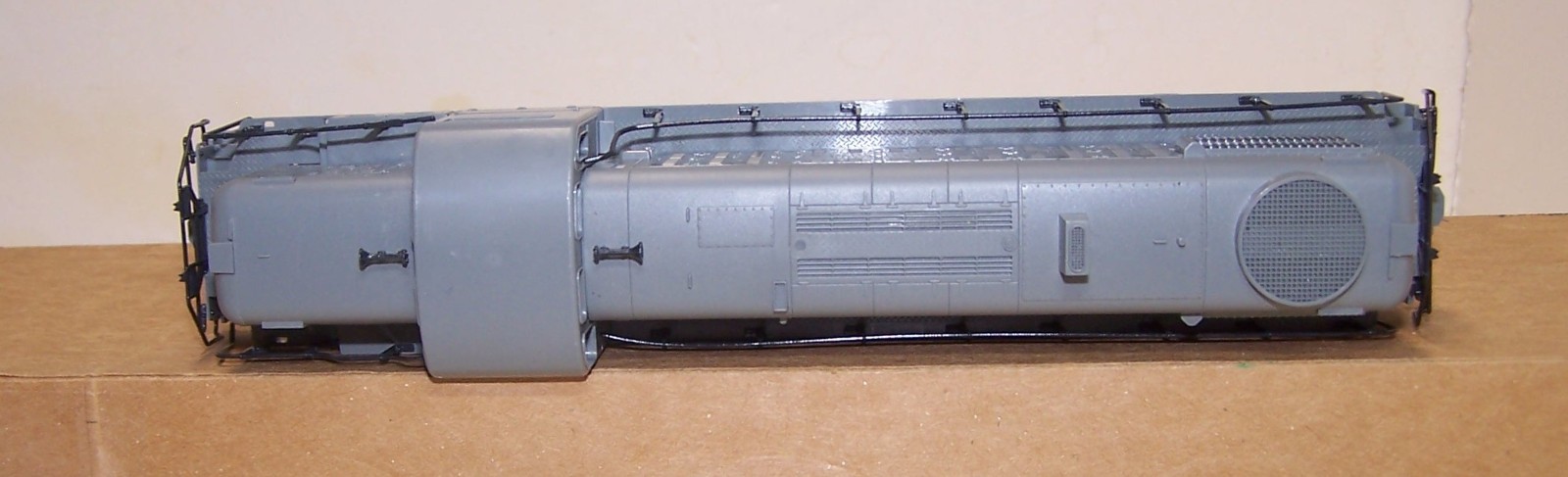 HO ATLAS ALCO RS3 UNDECORATED UNDEC