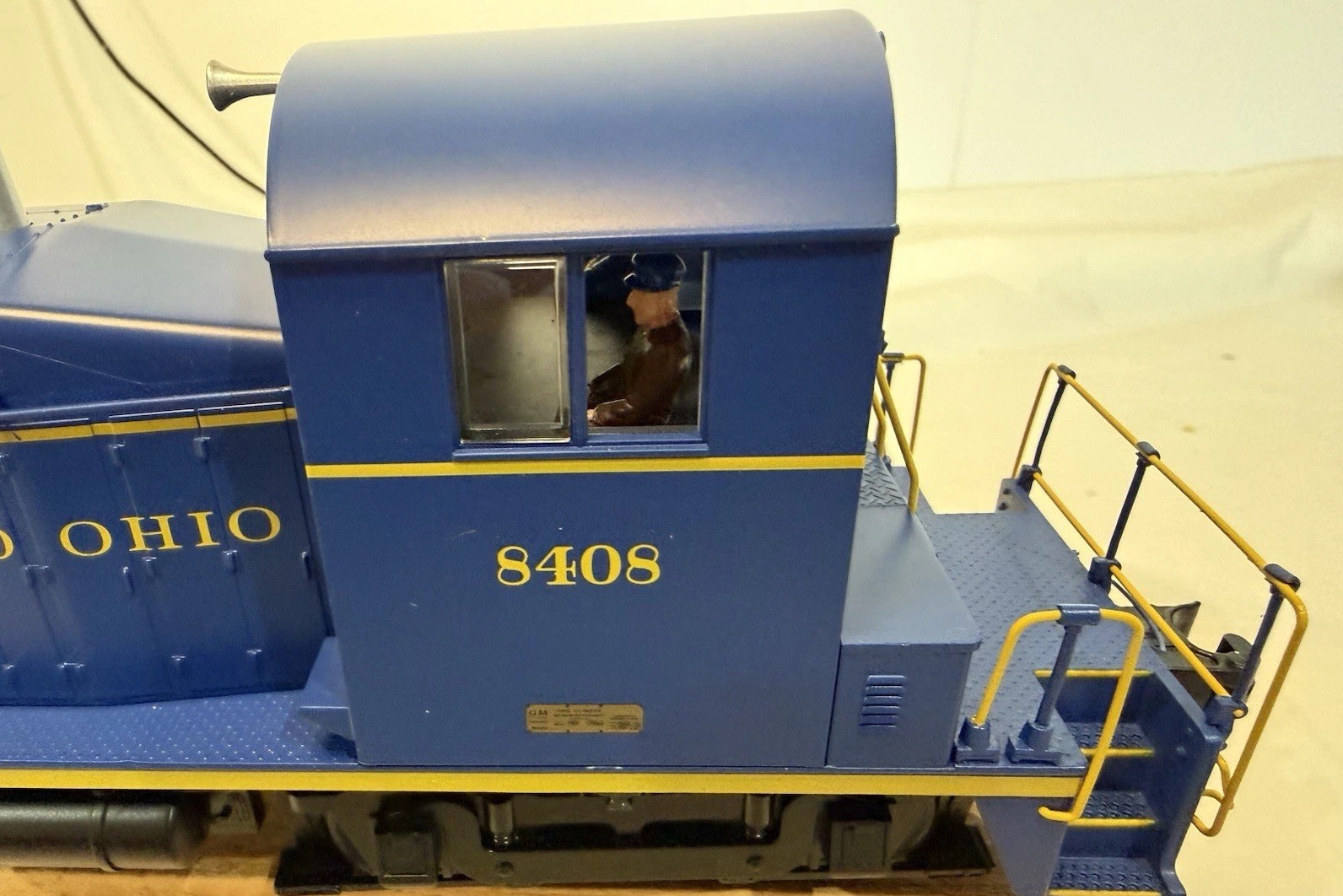 1 Lionel O Scale B&O Legacy SW1 #8408
