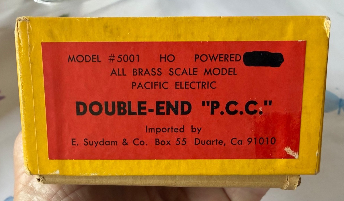 HO SUYDAM #5001 PACIFIC ELECTRIC DOUBLE-END “P.C.C.” STREETCAR ( POWERED)