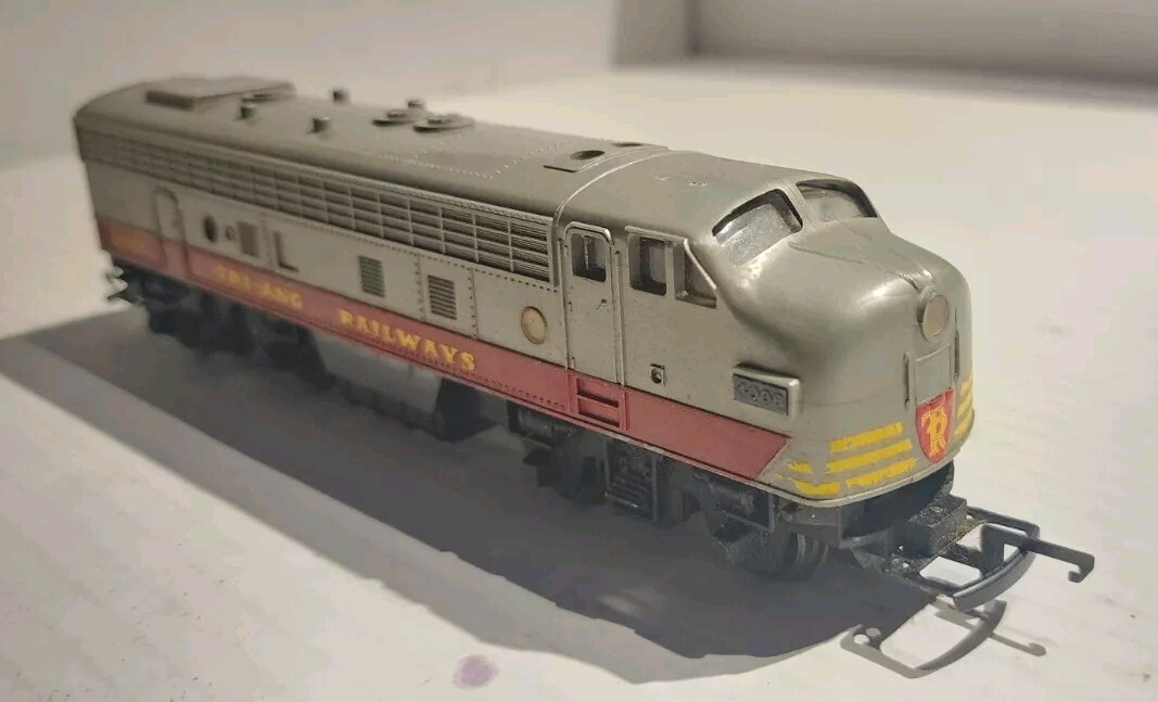 Tri-ang HO Scale Diesel Engine Tri-Ang Railways #4008 Dummy