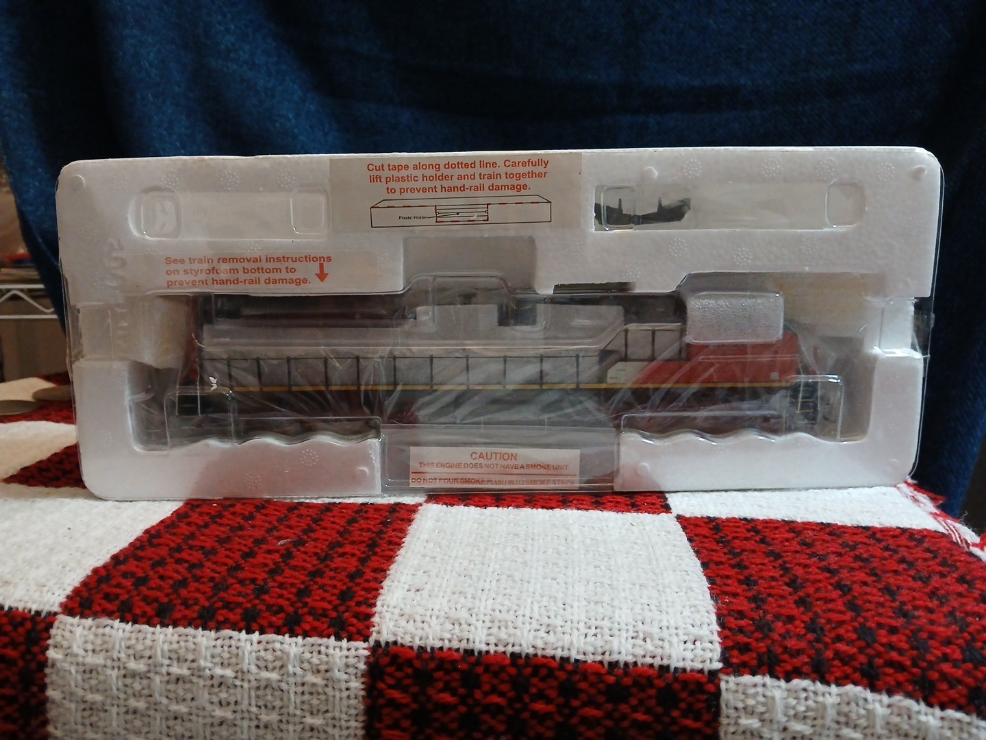 MTH SD70M-2 Diesel Engine #80-2028-0 Canadian National #8023 HO Scale