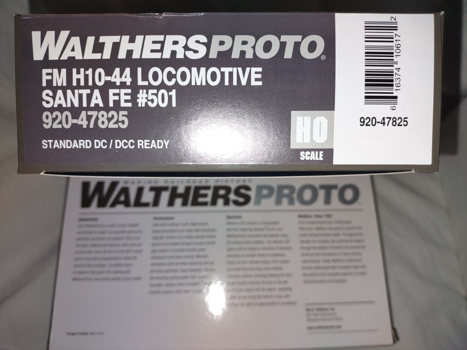 Walthers 47825,FM H10-44,Zebra SantaFe #501 (DCC 8-Pin Motherboard w/LED) NIB