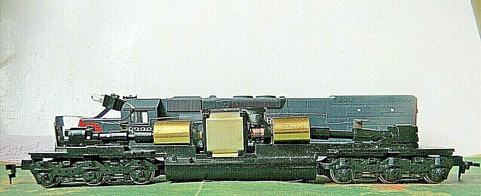 Athearn SD40T-2 Diesel C-C Engine ~ SOUTHERN PACIFIC ~ Rd# 8326 Runs GREAT – HO