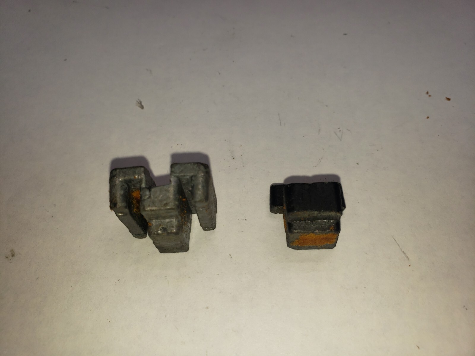 040 CHASSIS WEIGHTS FROM AHM Ho Scale United Transit Lines Trolley 5301-F