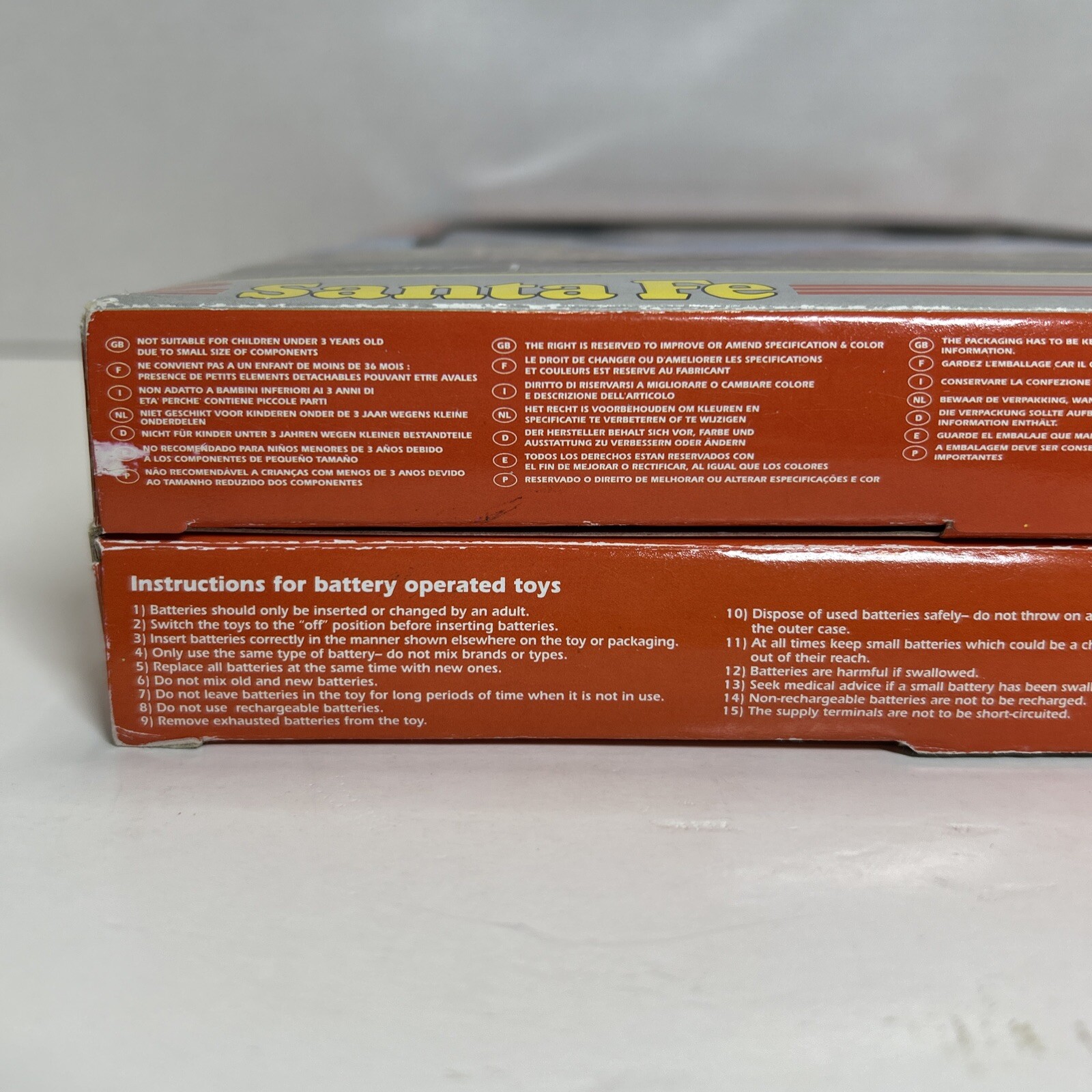 New-Ray RailRoad N Scale Santa Fe C44-9W Diecast Battery Operated Train Set