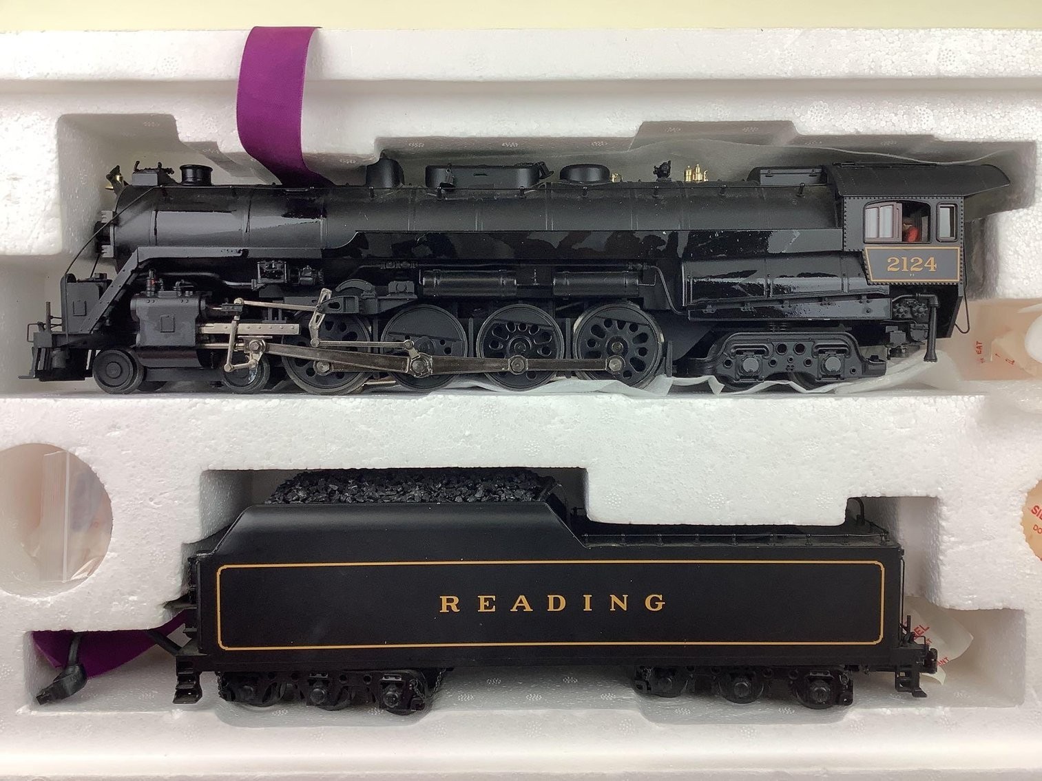 MTH 20-3130-1 Reading O Gauge T-1 4-8-4 Steam Locomotive and Tender with PS2