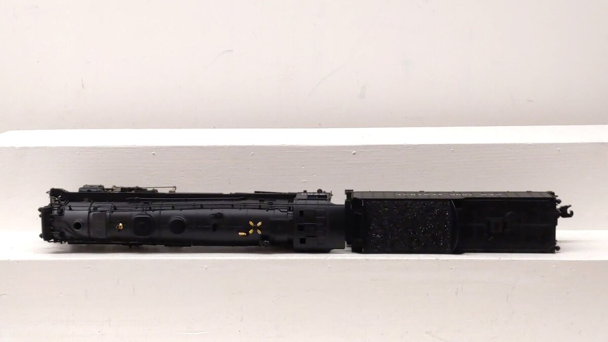 Lionel 6-38053 O NYC 4-8-2 L-2a Mohawk Steam Locomotive & Tender #2793 EX/Box