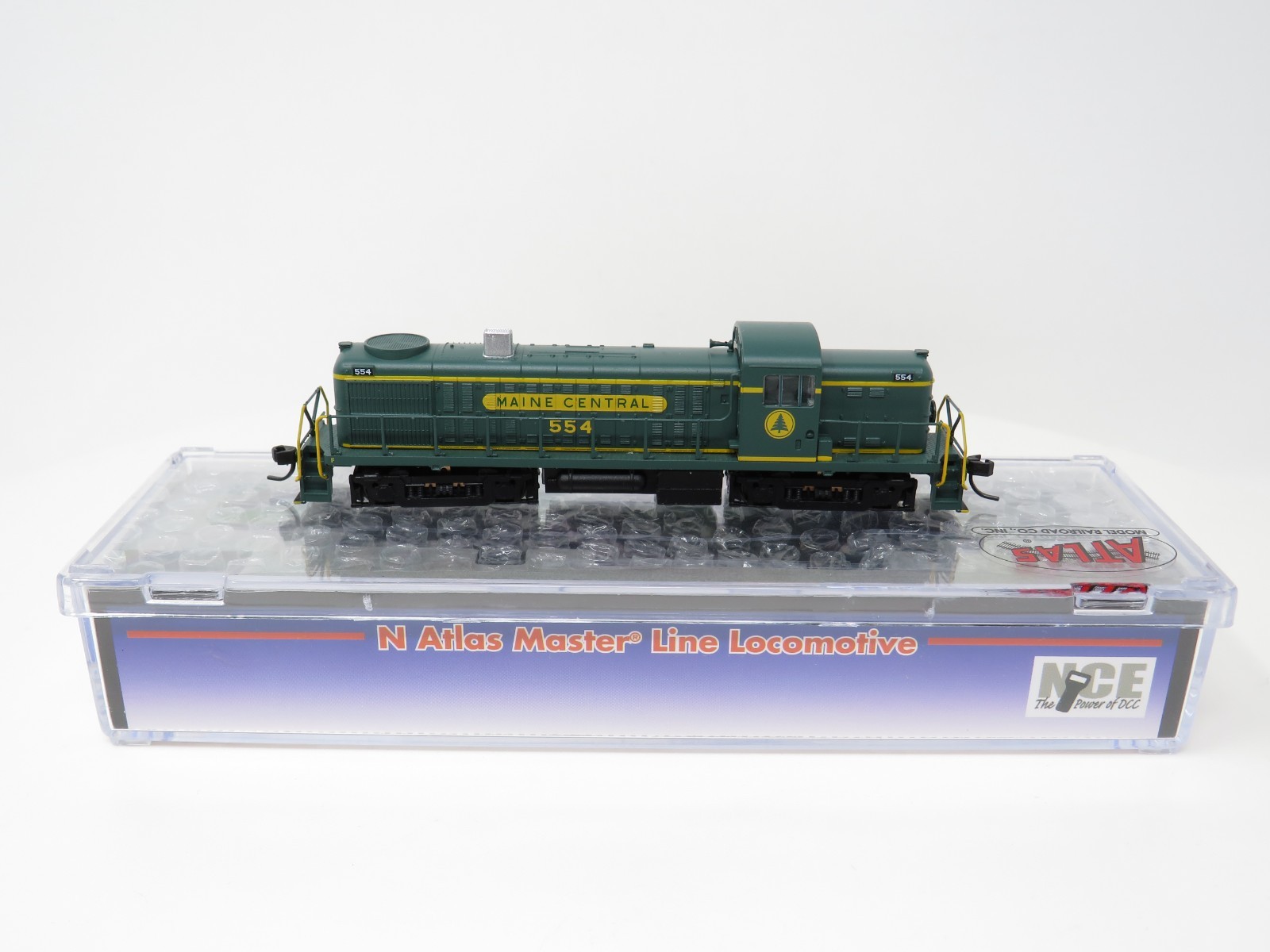 Atlas N 40005041 DCC Maine Central MEC #554 RS-2 Diesel Switcher Locomotive