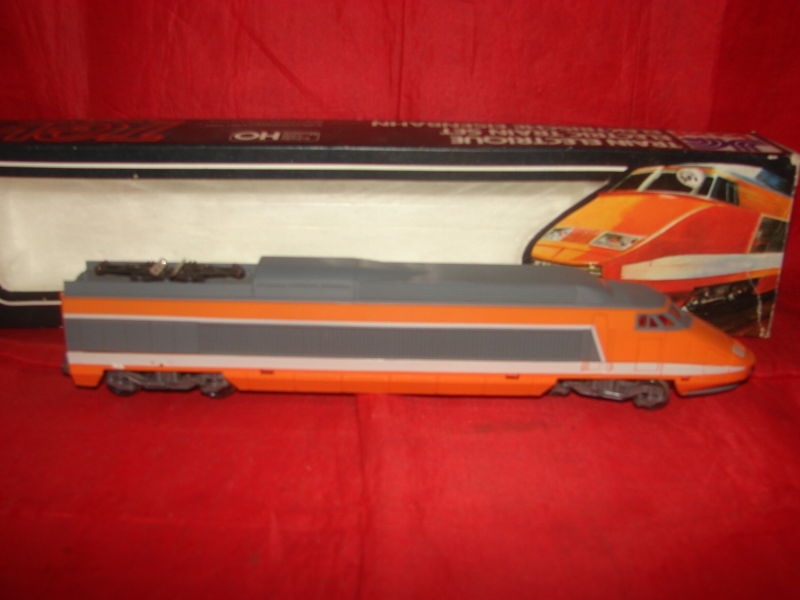 JOUEF HO FAKE MOTOR TGV SOUTHEAST 5470 SNCF ELECTRIC TRAIN NEW BOX