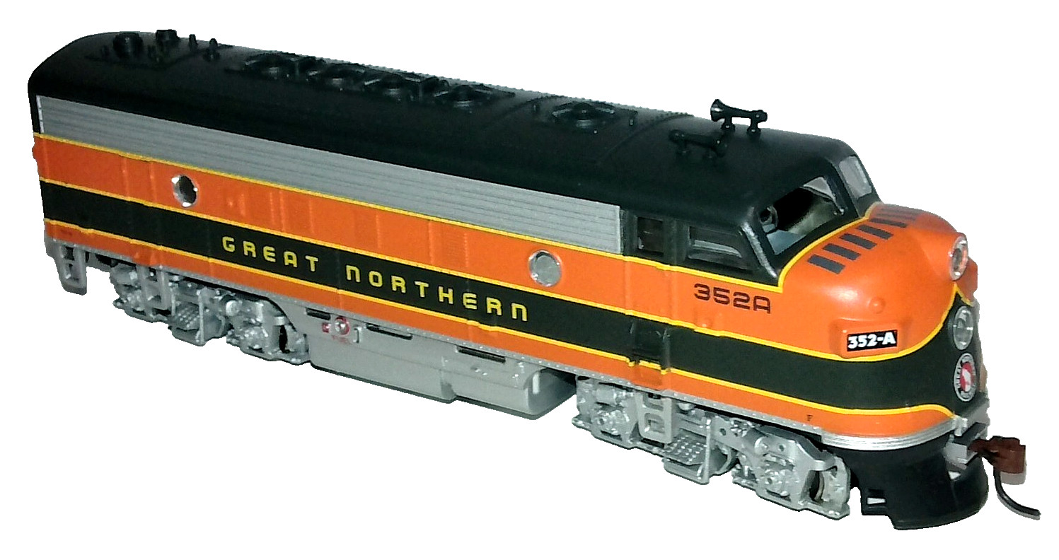 NEW Athearn HO Scale Great Northern F7A Locomotive (352A)