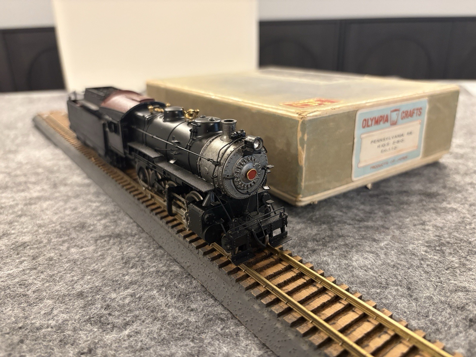 Olympia EH-110 Pennsylvania RR H10S 2-8-0 “Consolidation” Steam Loco & Tender