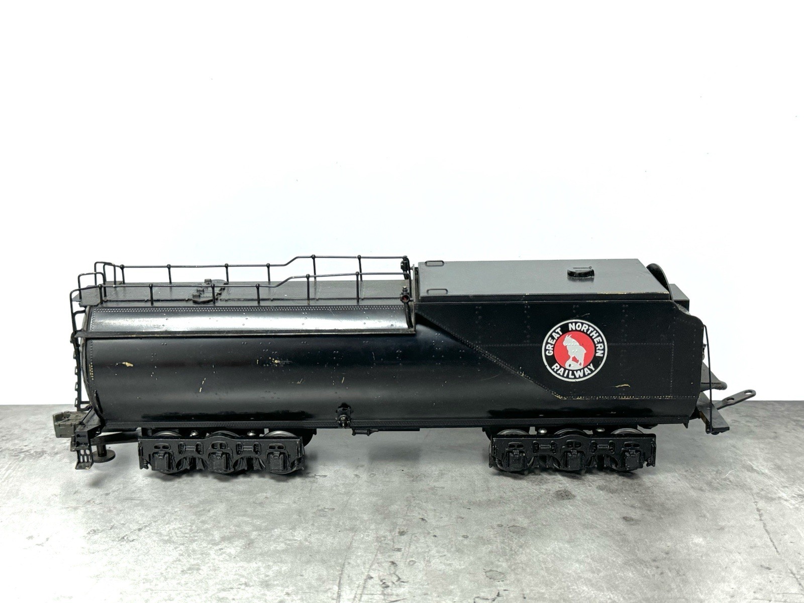 Weaver Great Northern Brass R-2 2-8-8-2 Steam Locomotive and Tender 177 Of 350