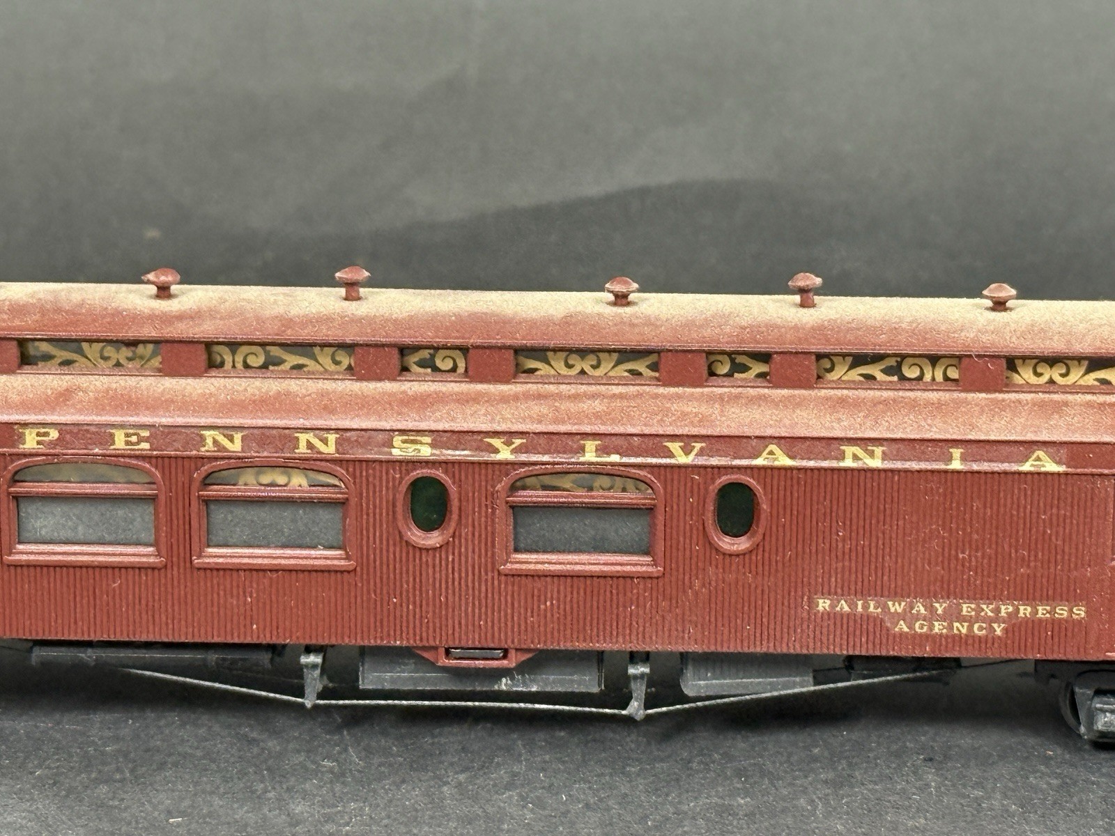 Pennsylvania Railway Express Agency #1600 Post Office HO Scale Train Locomotive