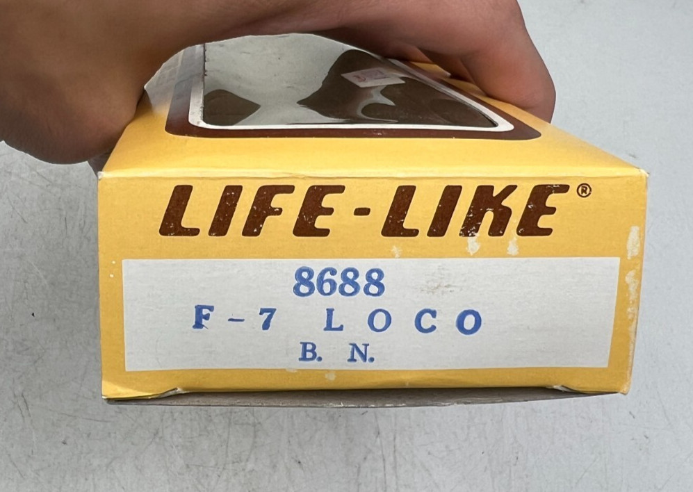 Life-Like 8688 Ho Scale F7 9790 Burlington Northern BN Diesel Locomotive Train