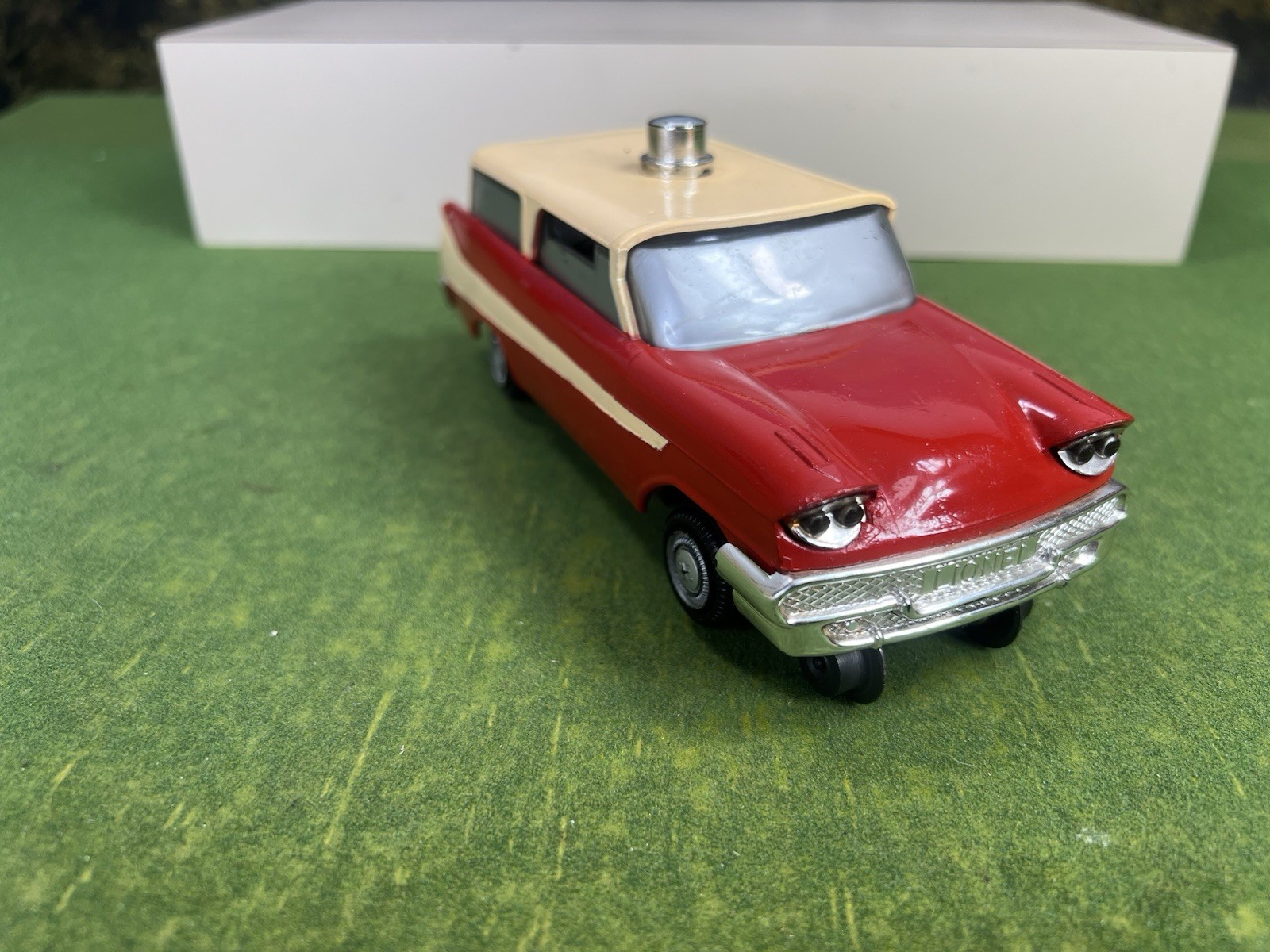 VINTAGE POSTWAR O GAUGE LIONEL #68 EXECUTIVE INSPECTION CAR ORIG. BOX & MANUAL!!
