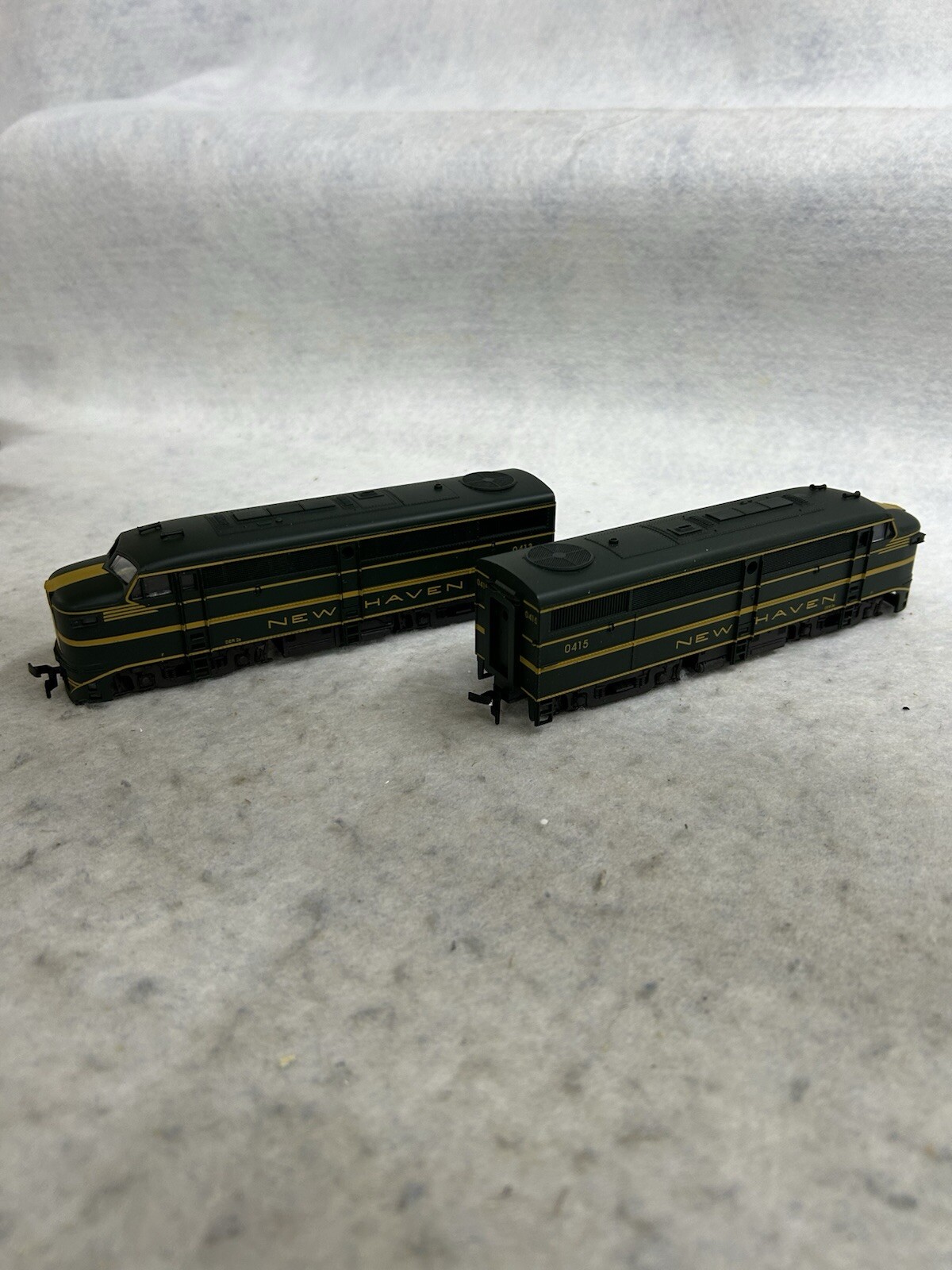 Rare E-R Models New Haven FA-1 Set Both Powered HO