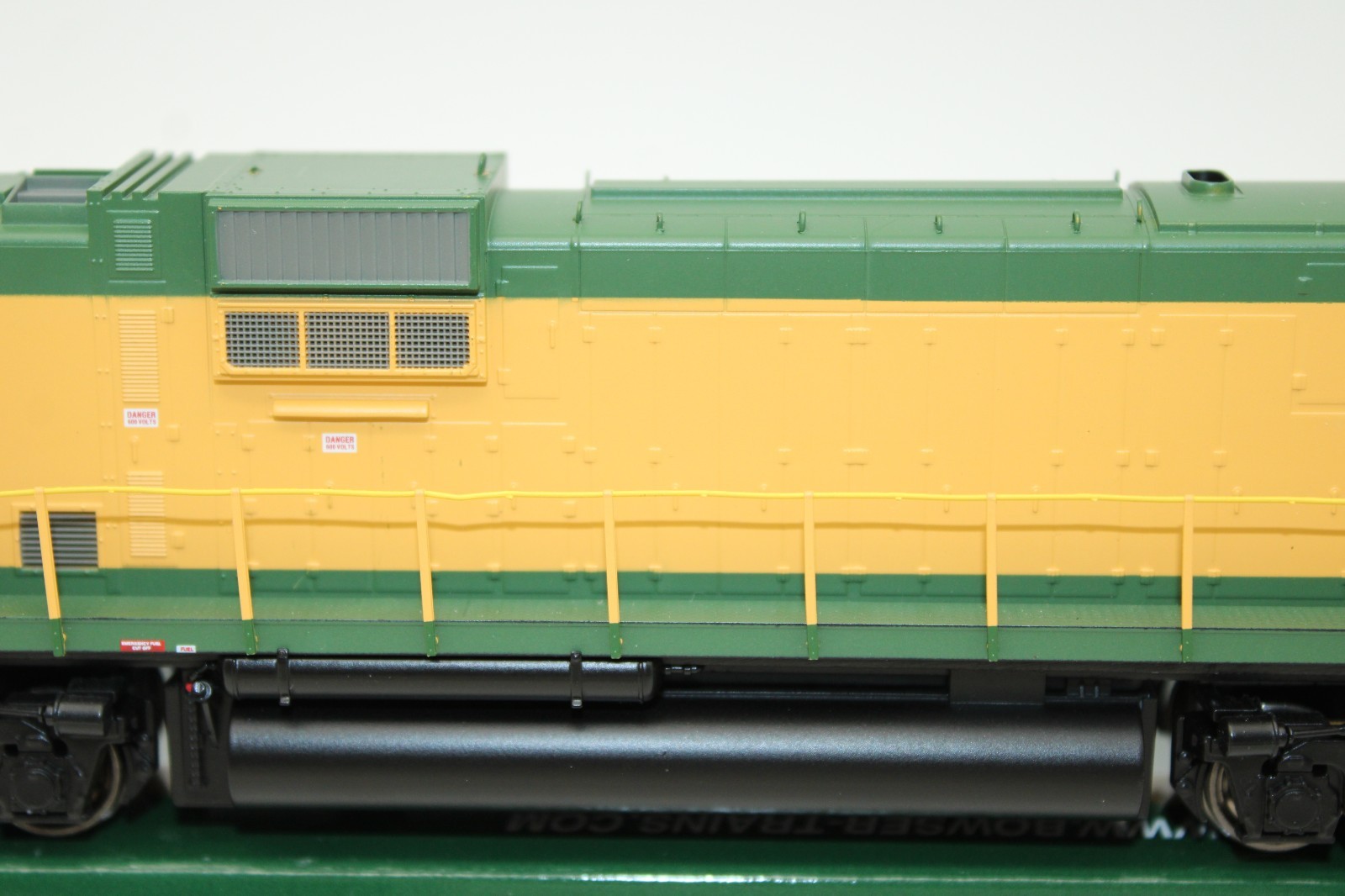 Bowser HO Scale Reading Rocket Alco C630 Diesel Locomotive #5300 DCC Ready LED