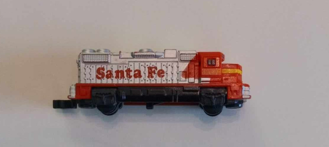 1989 Santa Fe 3500 Locomotive Galoob 2.5 inches
