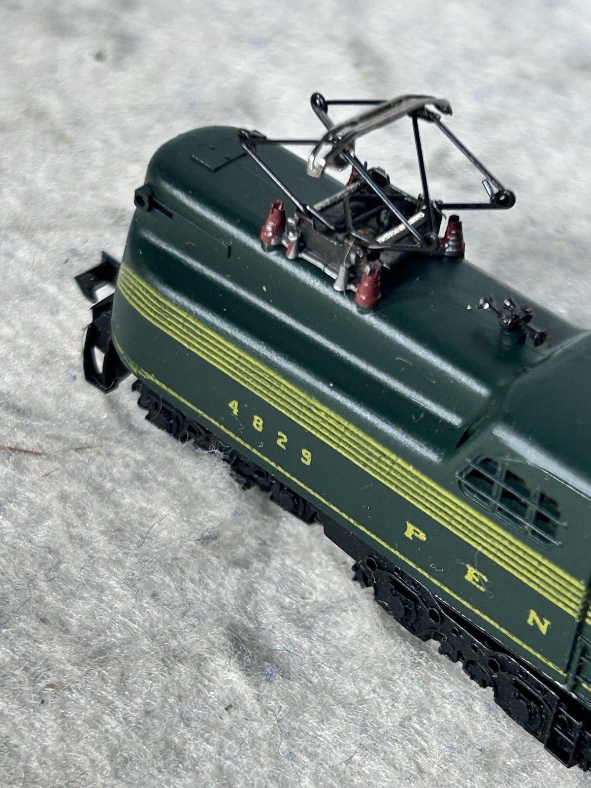 Classic Arnold Pennsylvania RR GG-1 Electric Locomotive N Gauge