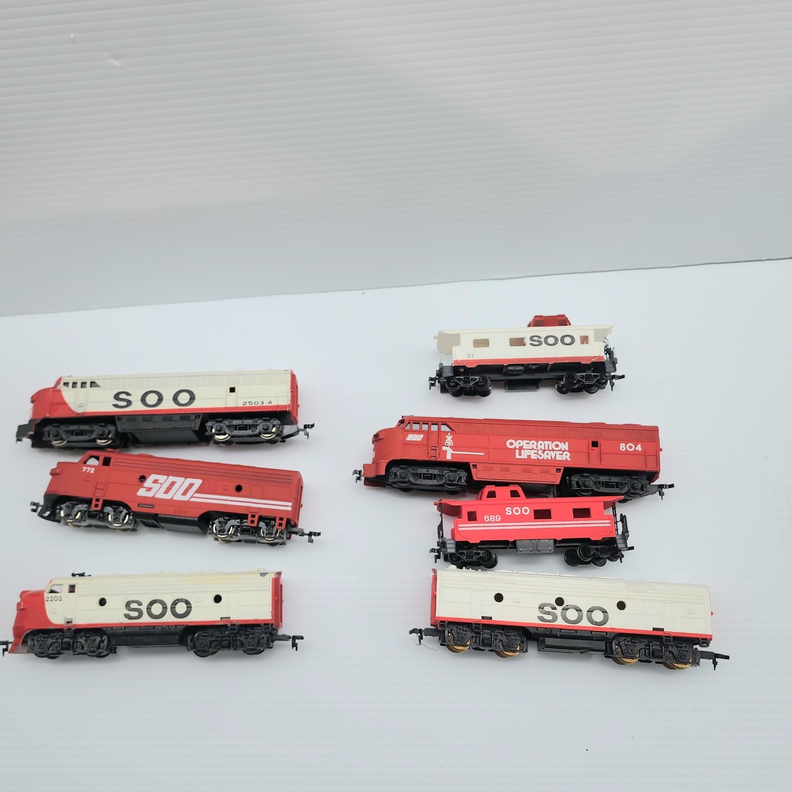 HO SOO Train Lot Life Like Bachmann Mehano Engine Locomotive Freight