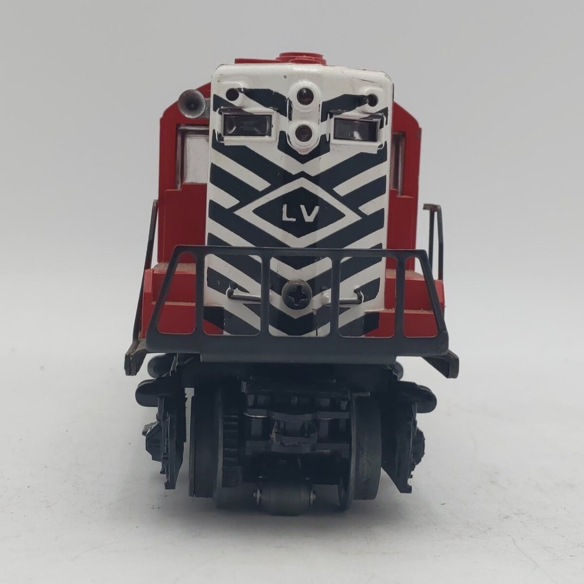 Lionel 6-18800 O Lehigh Valley GP-9 Diesel Locomotive #8800