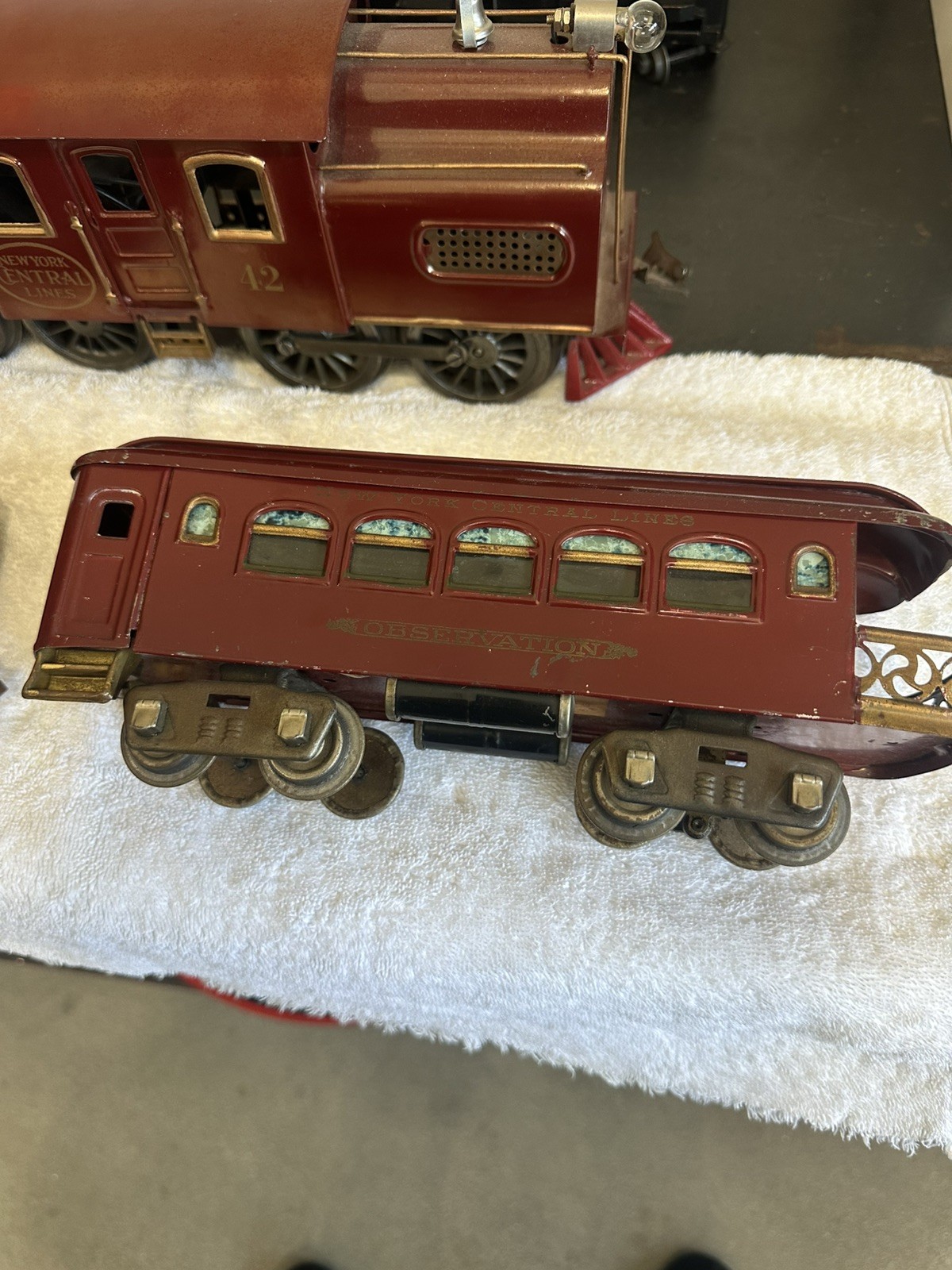 Prewar Lionel Standard Gauge No. 42 Electric Locomotive No. 35 & 36 Cars Runs