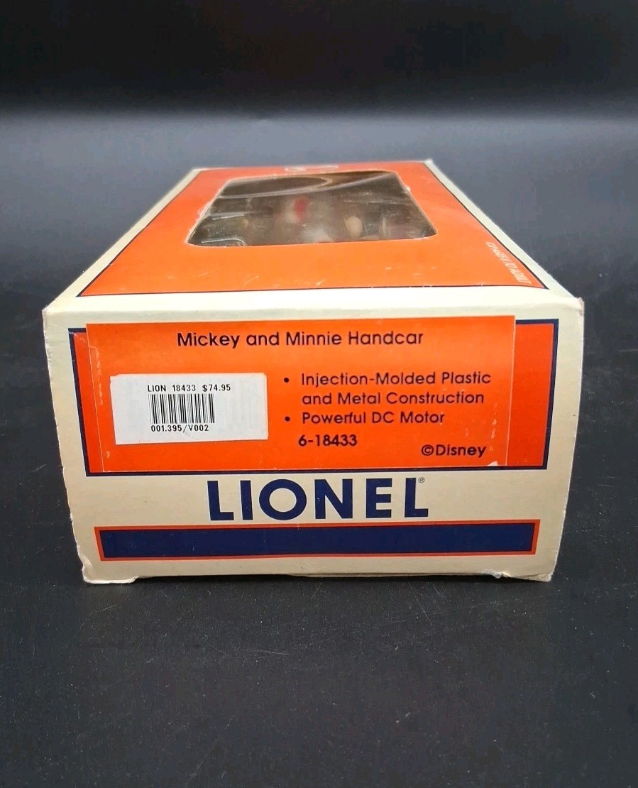 (B) Lionel 6-18433 Mickey Minnie Mouse Disney Christmas Handcar O Gauge