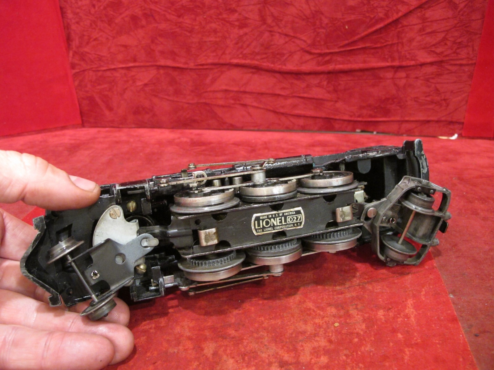 Lionel Vintage Postwar No. 2026 2-6-2 Locomotive~runs lights smoke
