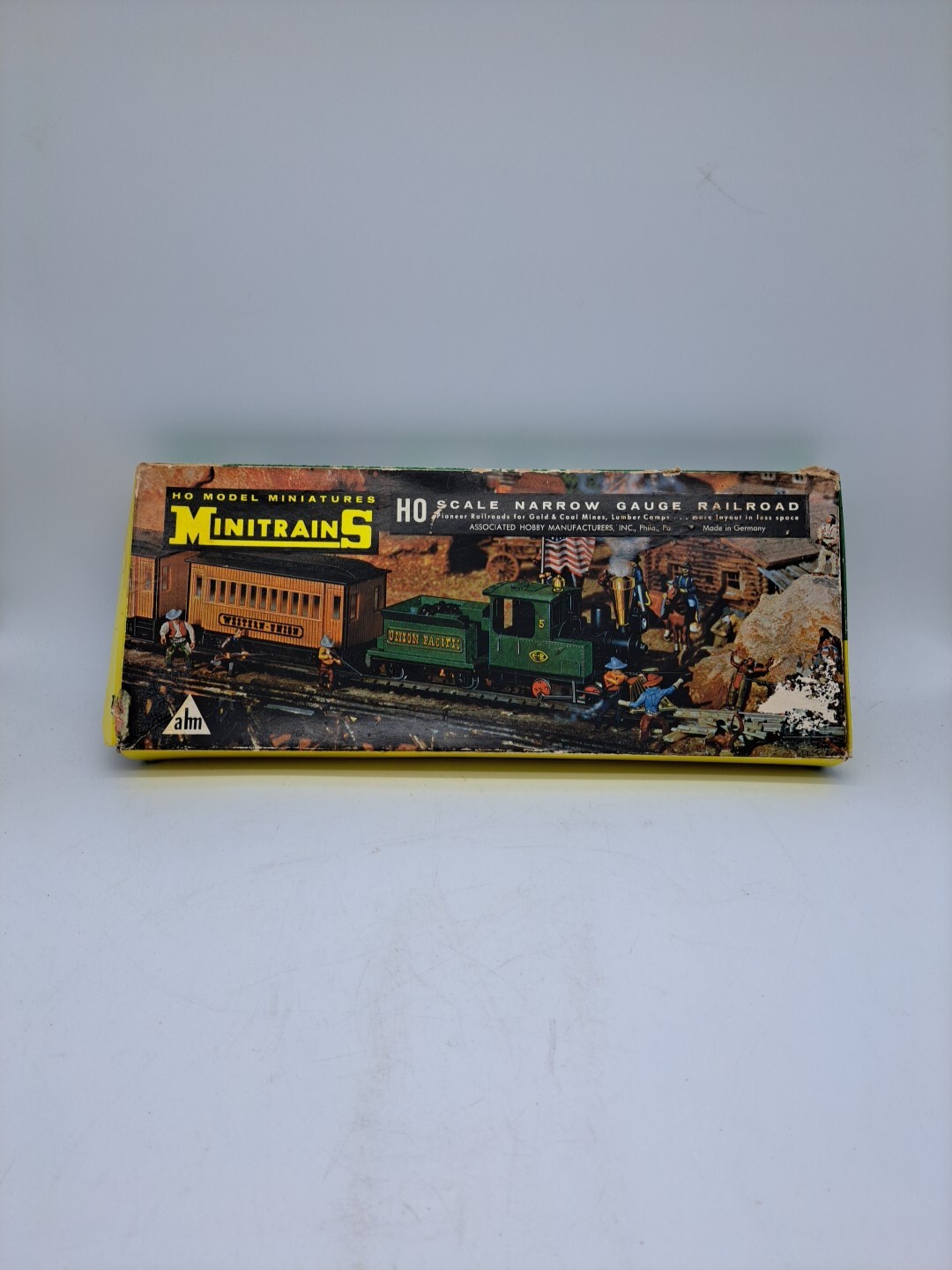 Minitrains Associated Hobby Manufacturers 3061 Western Union Express Untested