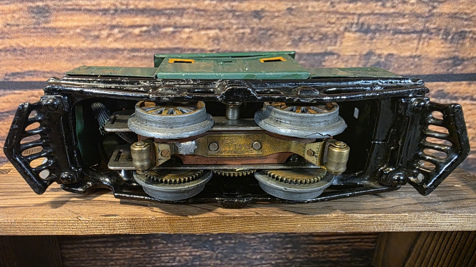 Vintage Ives 3251 Locomotive Train Set w/ No 60 Mail 61 Chair 62 Parlor Cars