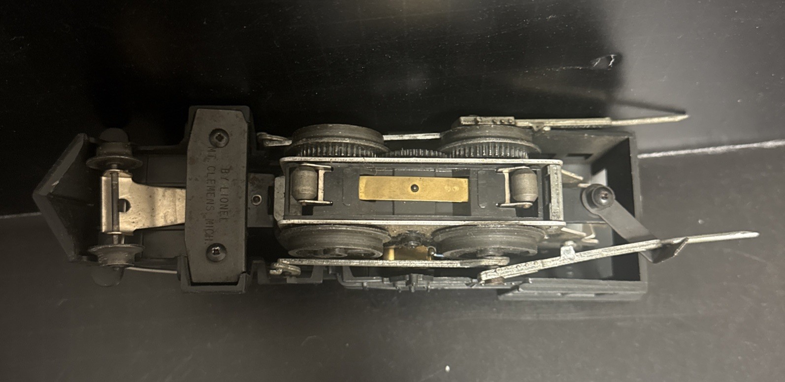 Lionel 8300 Steam Locomotive & Tender O-27 Postwar for Parts or Repair Vintage