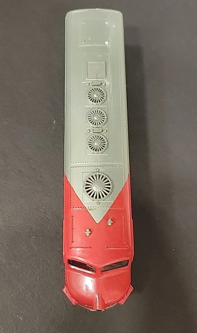 Bachmann HO Scale SANTA FE Diesel Locomotive 307 Read Description!
