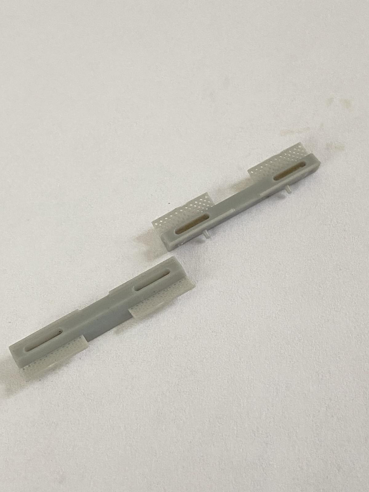 Athearn HO RTR SW100, SW1500 locomotive Part# 95865 Pilot Hose Tray with FB New