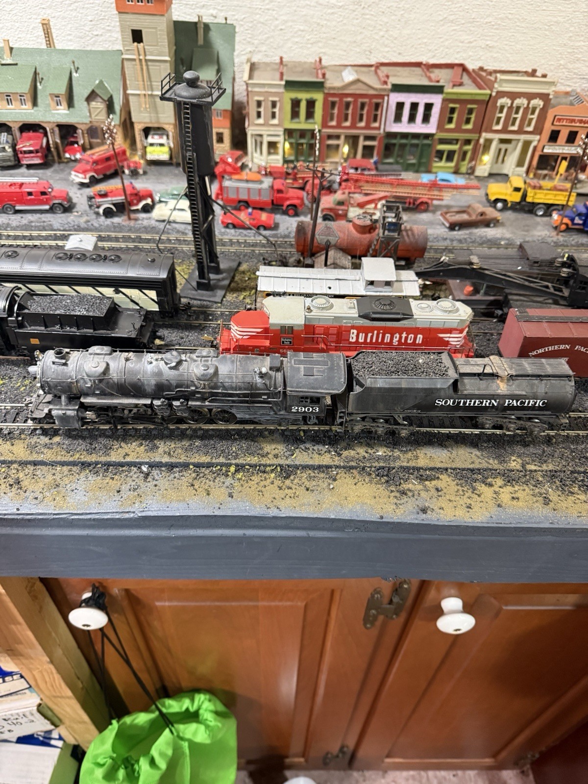 AHM Southern Pacific 2-10-2 Steam Locomotive HO DC Custom Weathered
