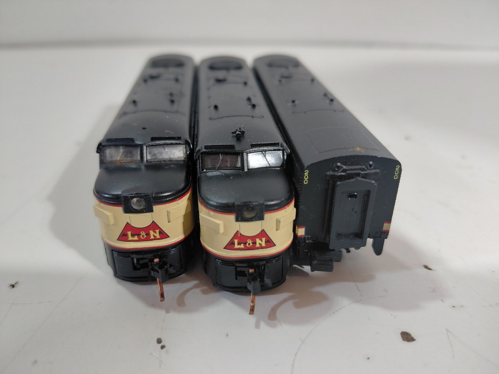 Life Like N Gauge Model Railroad Louisville Nashville Diesel ABA Engine Set Read