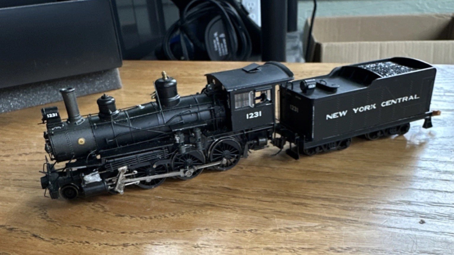 Spectrum HO 1:87 Baldwin 4-6-0 Steam Locomotive NYC Tender DC MPN 82305