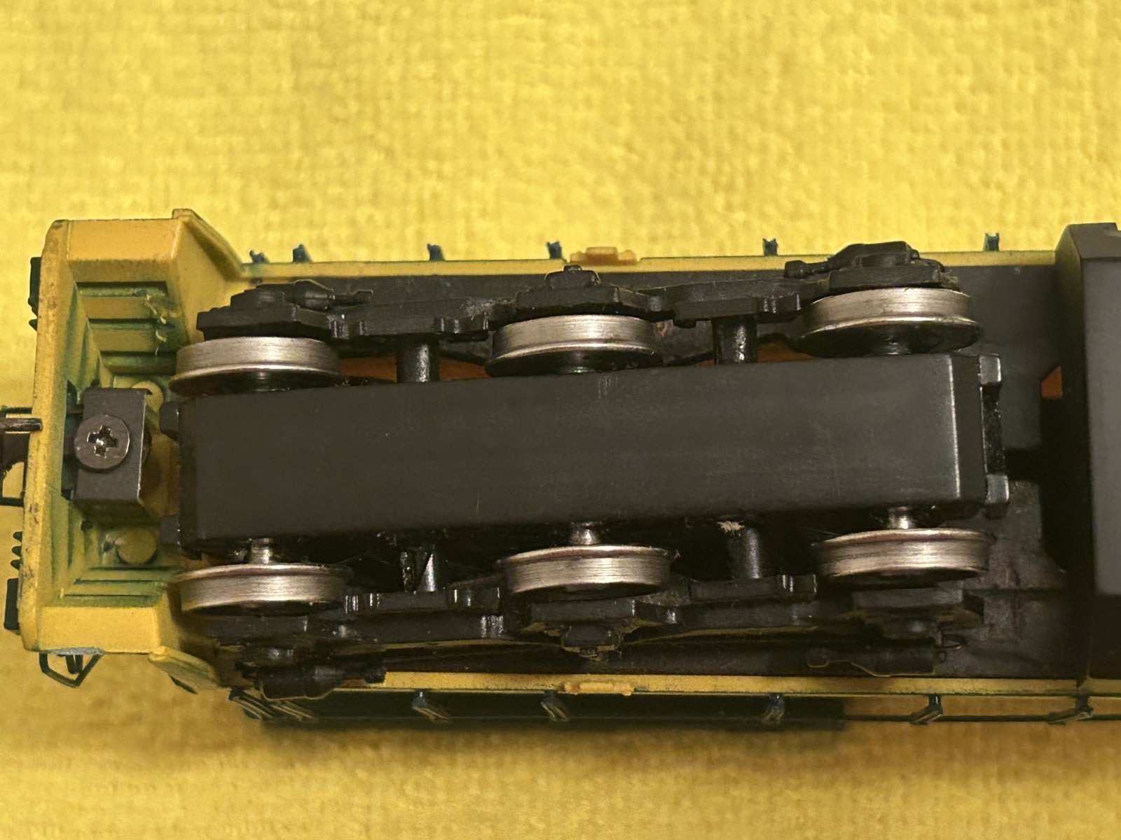 Bachmann Spectrum GE Dash 8-40C Chicago & North Western (C&NW) Pre-owned
